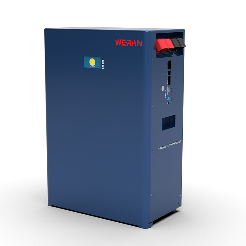 Batería LiFePO4 de pared WERAN WRL-48100WB de 51,2 V y 100 Ah (5,12 kWh) – IP65, 6000 ciclos, almacenamiento solar para el hogar al aire libre