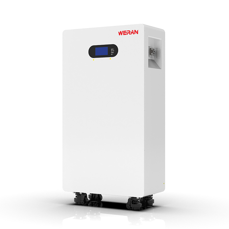 Batería LiFePO4 WERAN WRL-48200UW de 51,2 V y 200 Ah (10,24 kWh) – IP65 con ruedas / montaje en pared, almacenamiento solar apilable de 48 V